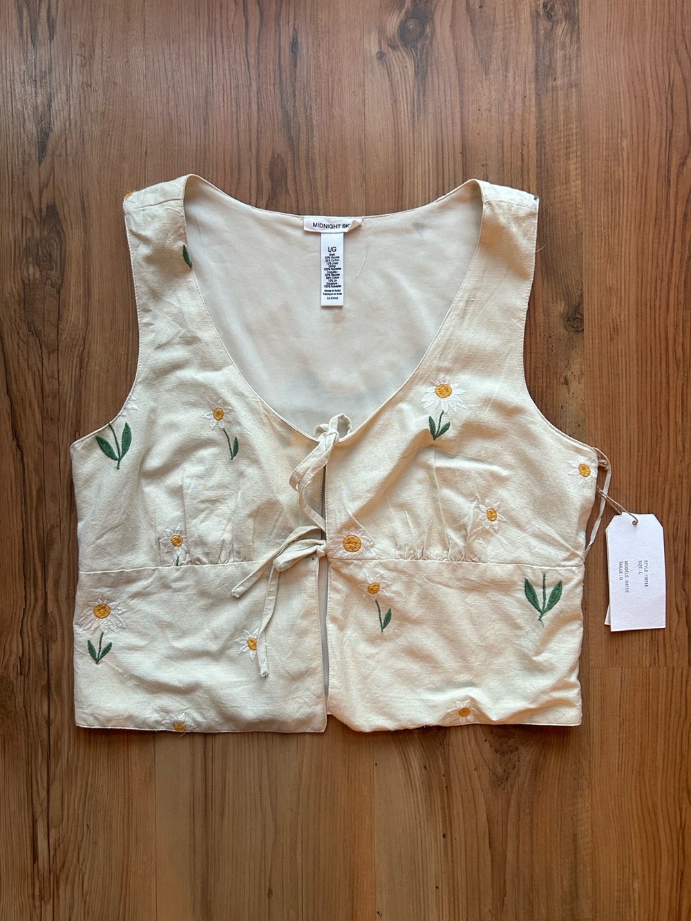 Midnight Sky Daisy Embroidered Tie Front Vest – Size L (NWT) 🌼 - Picture 2 of 6